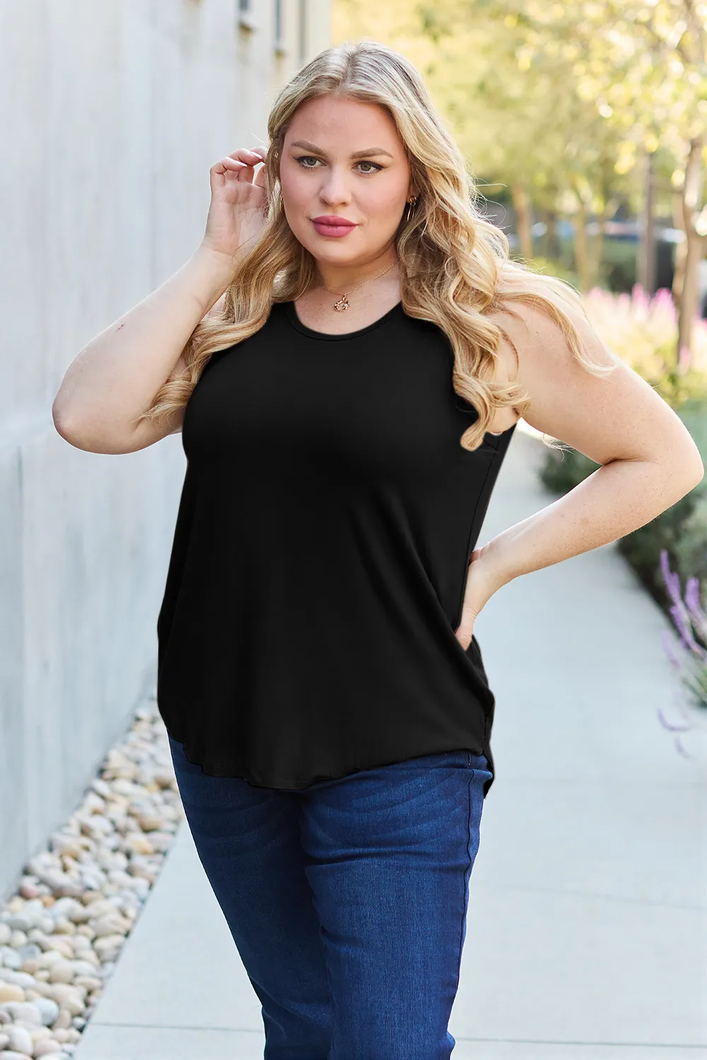 Full Size Round Neck Curved Hem Tank, image 33