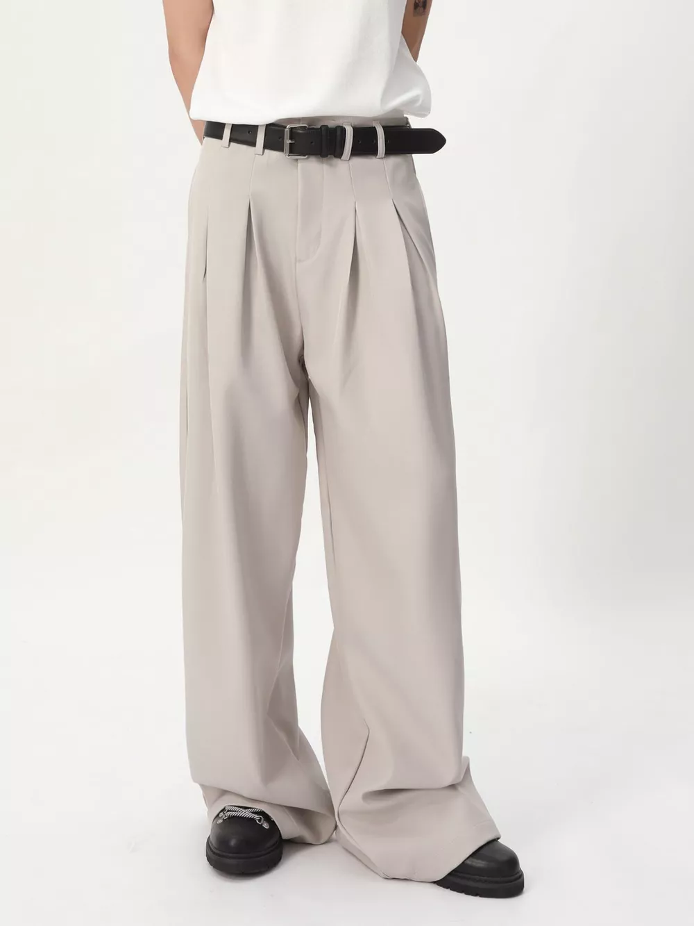 Men's High-Waisted Pleated Wide-Leg Pants, image 3