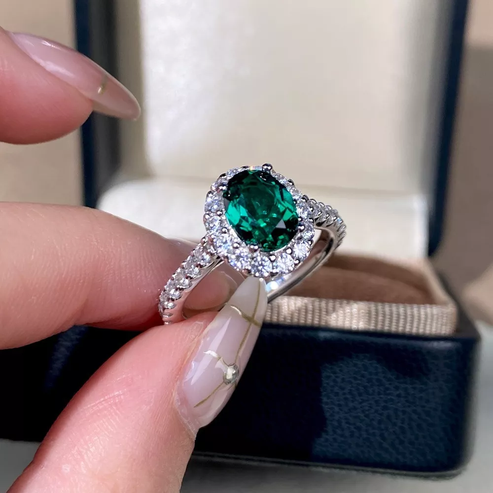 925 sterling Silver Oval Cut Synthetic Emerald Ring, image 5