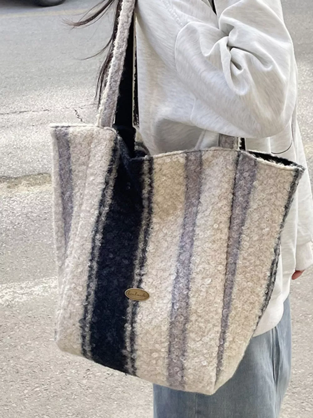 Lightweight Tote Bag, image 6
