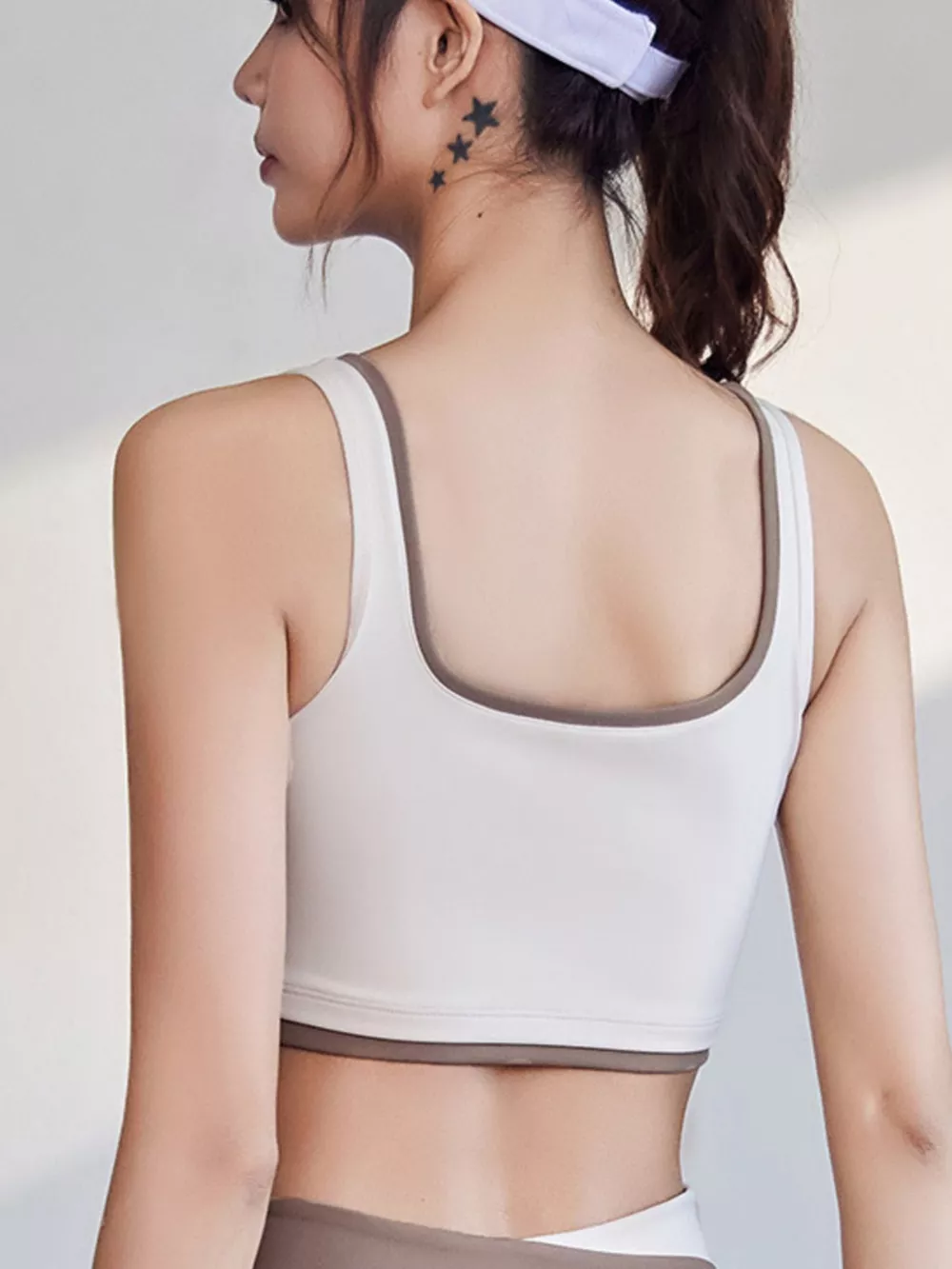 Contrast Trim Scoop Neck Active Bra, image 13