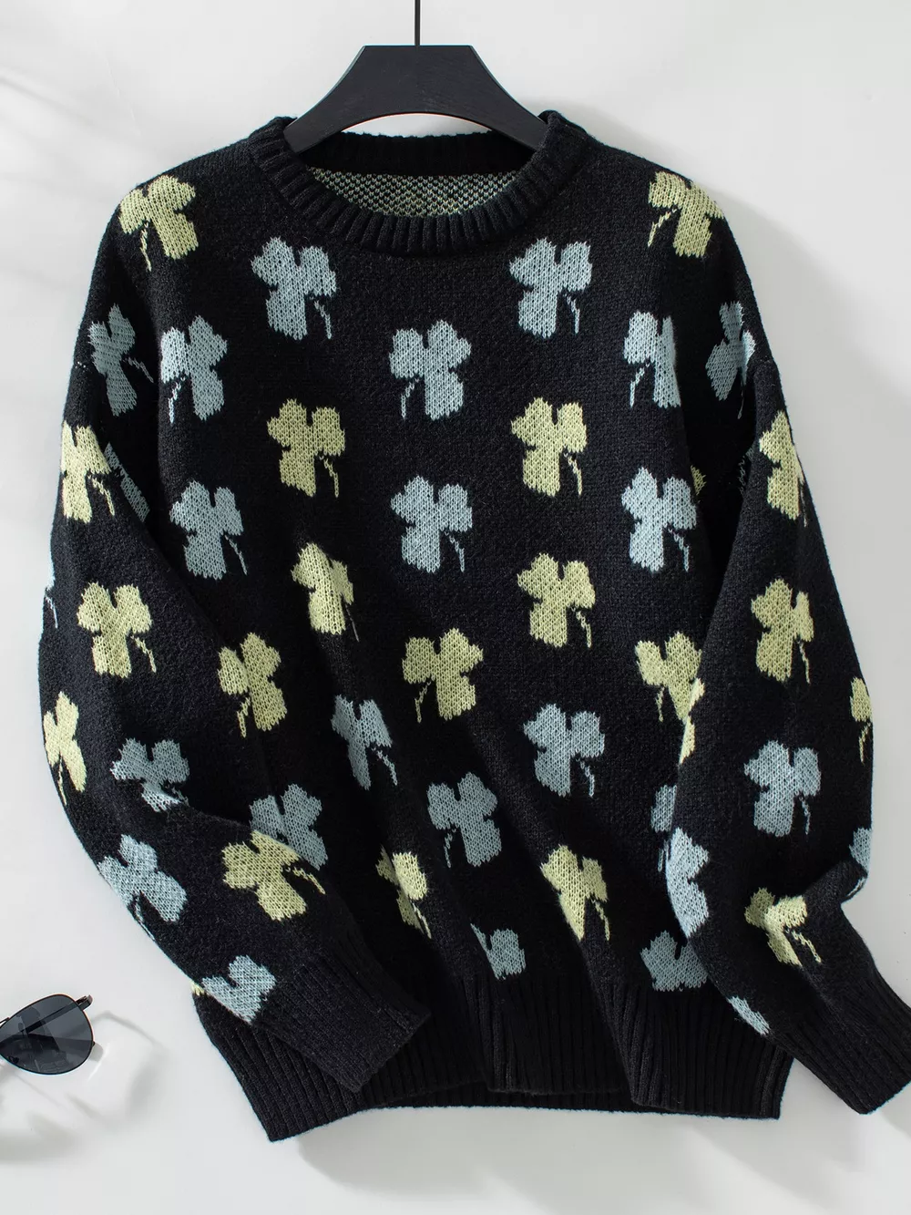Clover Round Neck Long Sleeve Sweater, image 6