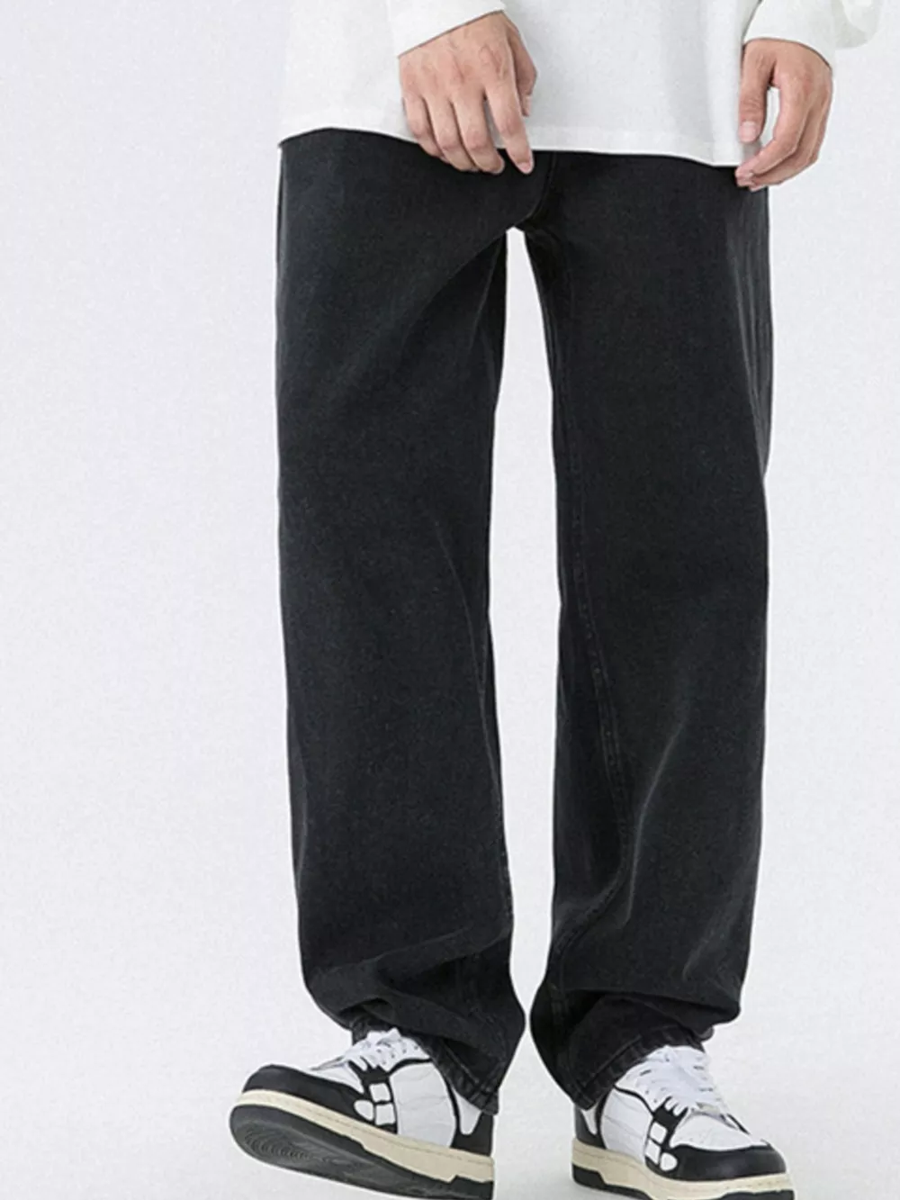 Men's Pocketed Wide Leg Jeans