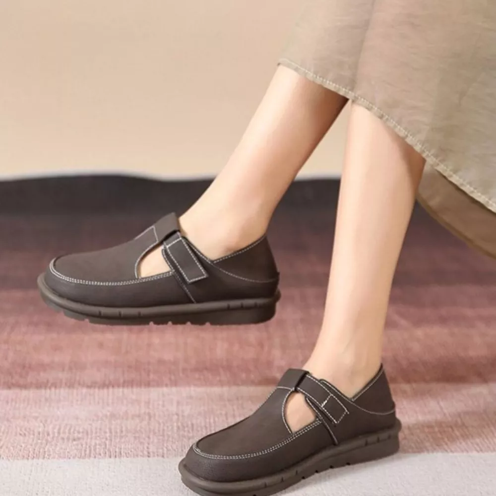 Round Toe Platform Loafers