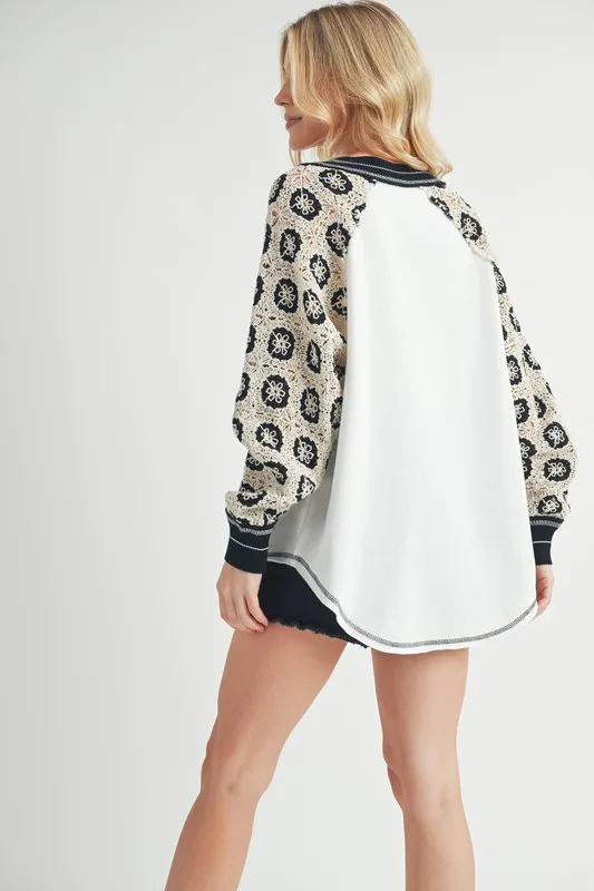 Crochet Contrast Stitching V Neck Top, image 2