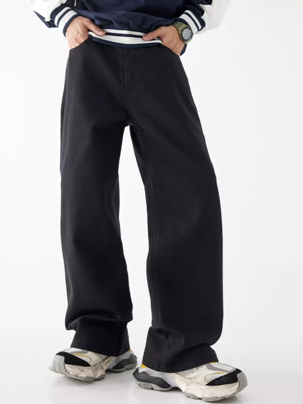 Men's Wide Leg Jeans with Pockets