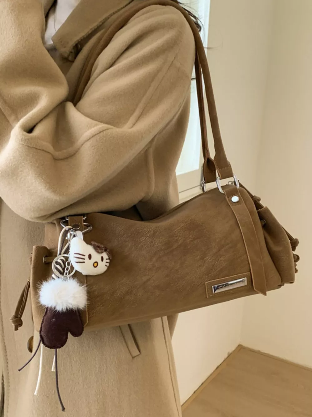 Vintage Lightweight Shoulder Bag, image 4