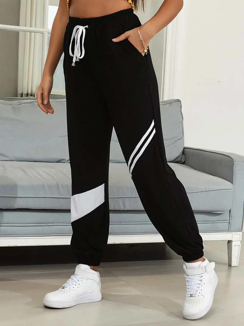Drawstring Contrast Joggers with Pockets, image 3