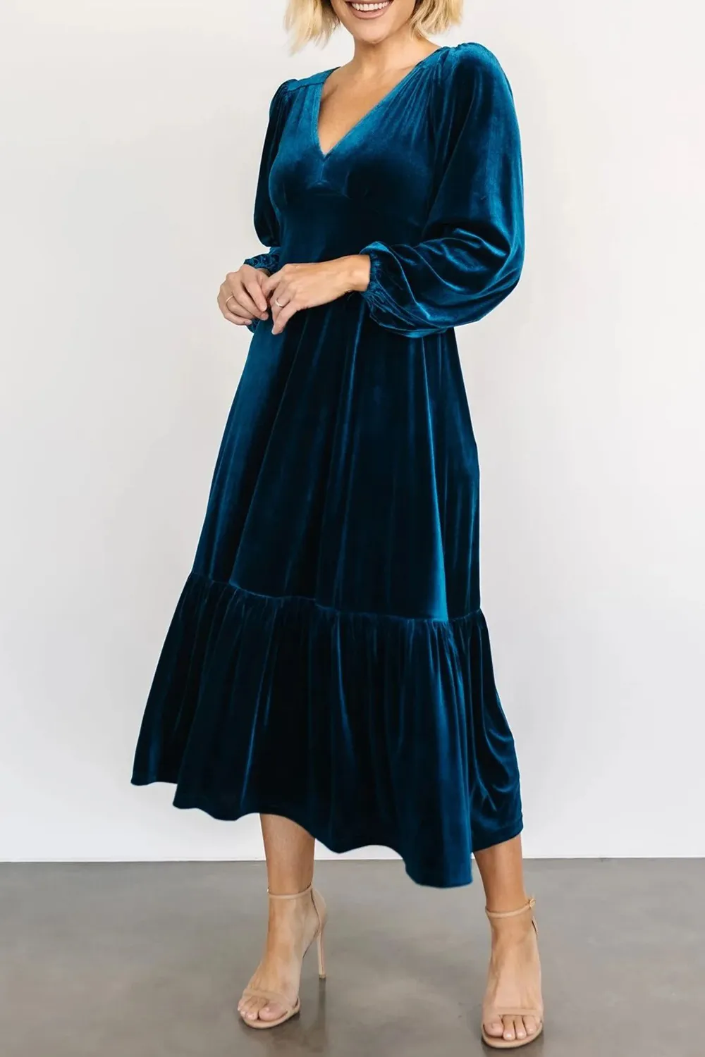 V-Neck Long Sleeve Midi Velvet Dress, image 4