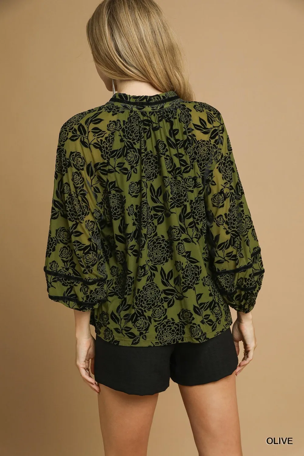 Full Size Floral Velvet Blouse with Balloon Sleeves Plus Size, image 10