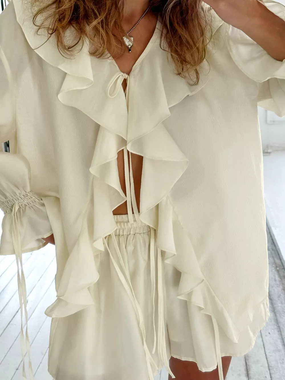 Ruffled Tie Front Blouse and Shorts Set, image 4