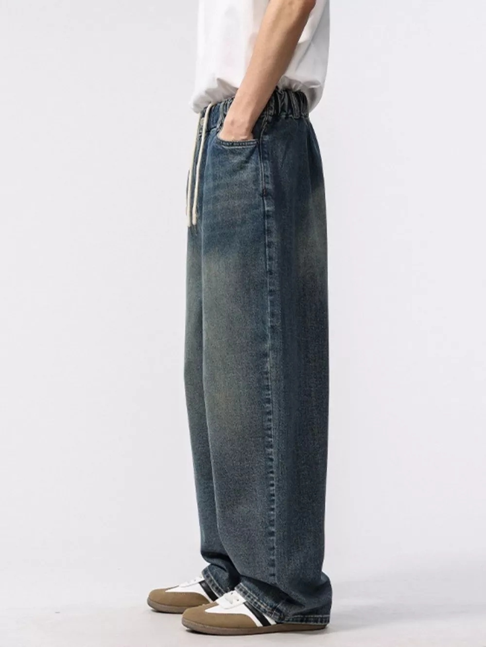 Men's Wash Relaxed Fit Jeans, image 3