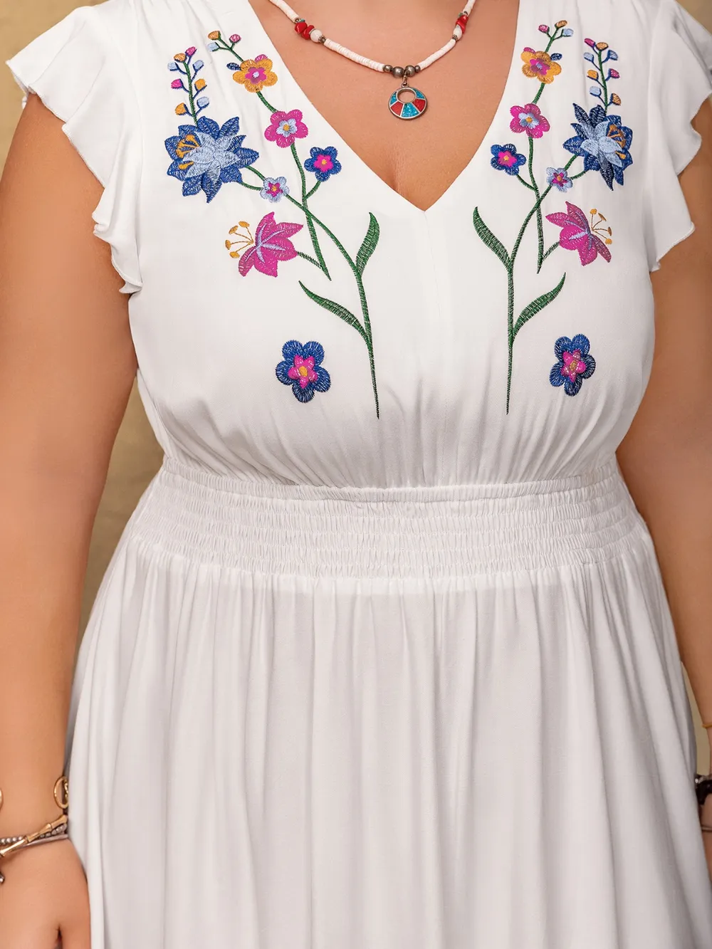 Plus Size Embroidered Floral V-Neck Cap Sleeve Maxi Dress, image 8