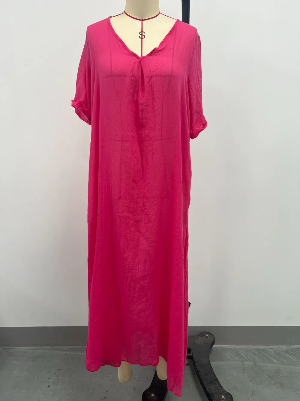 Full Size V-Neck Short Sleeve Midi Dress Plus Size, image 28