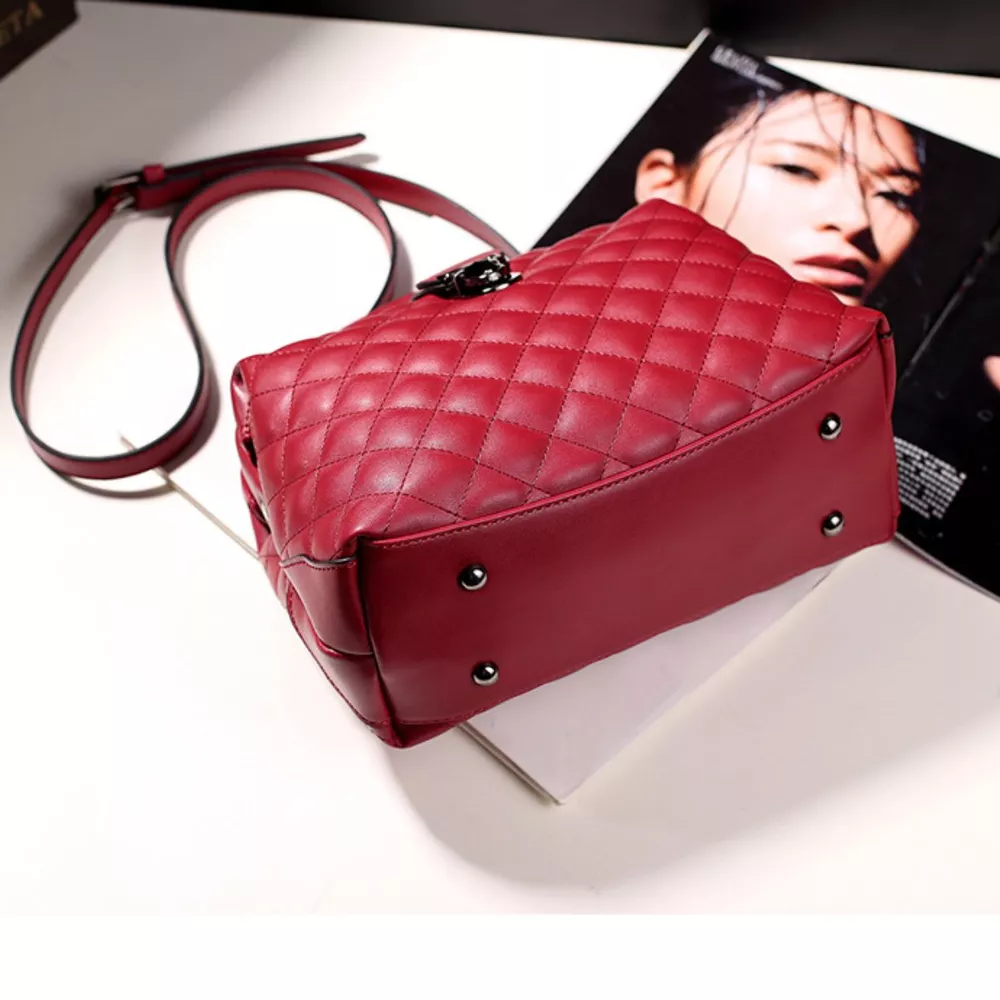 Quilted Crossbody Bag with Top Handle, image 4