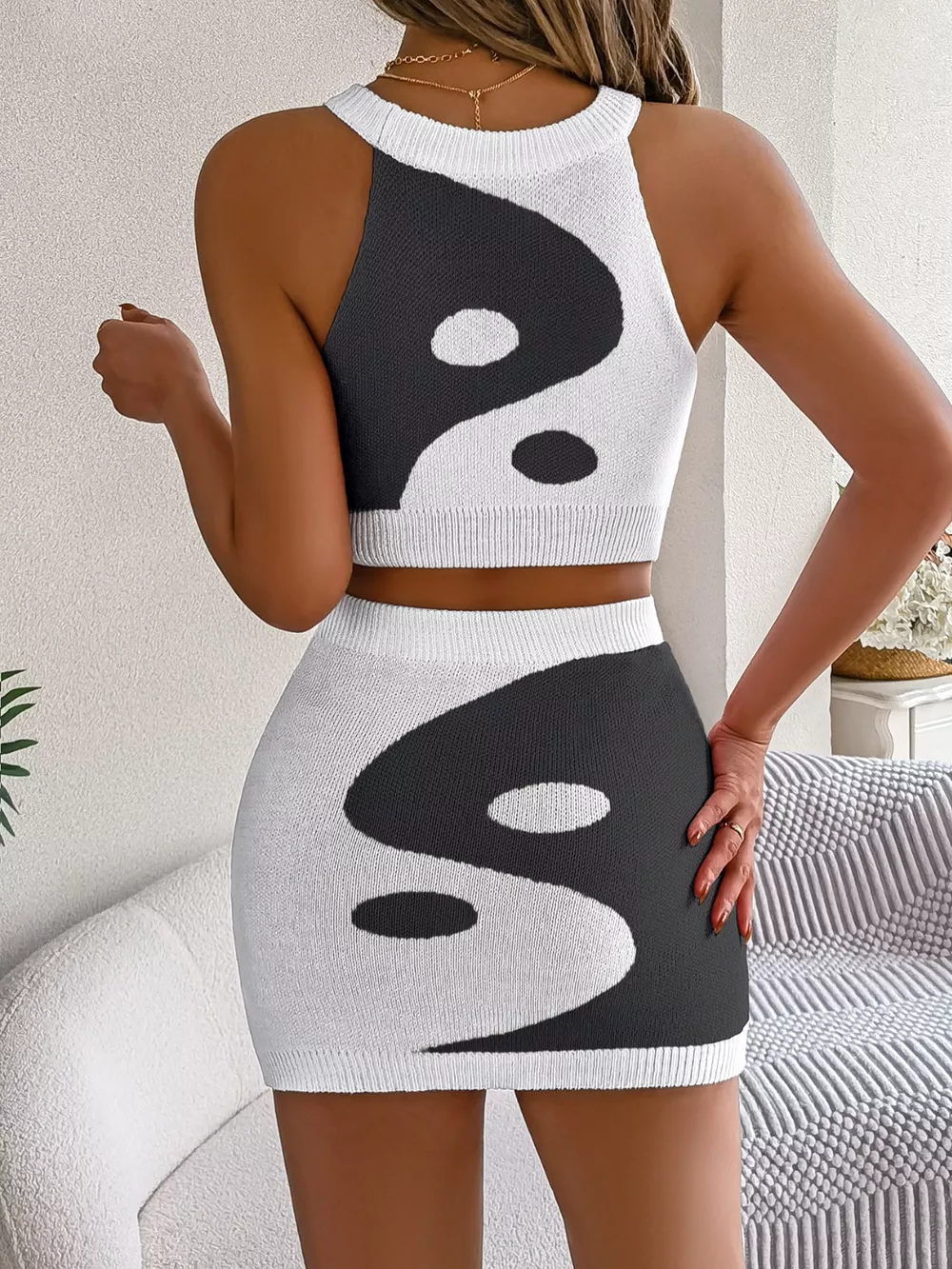 Round Neck Sleeveless Top and Skirt Knit Set, image 9