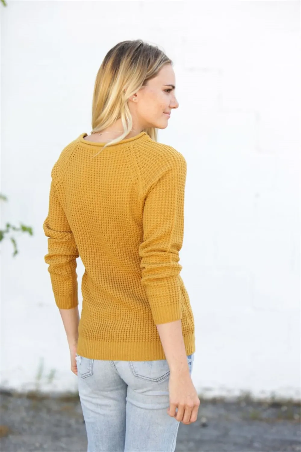 Round Neck Raglan Sleeve Sweater, image 3