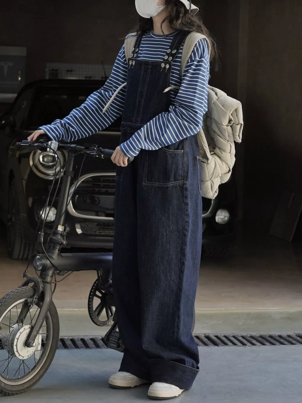 Vintage Dark Wash Wide-Leg Denim Overalls, image 11