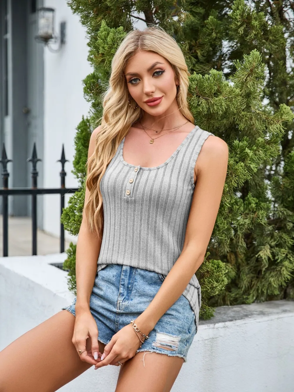 Scoop Neck Wide Strap Tank, image 3