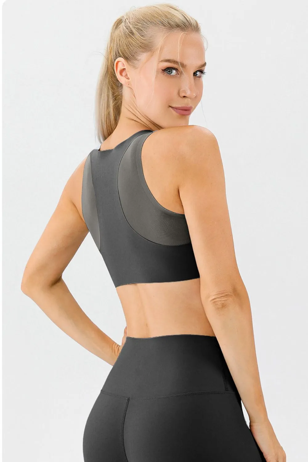 Round Neck Wide Strap Active Bra, image 2