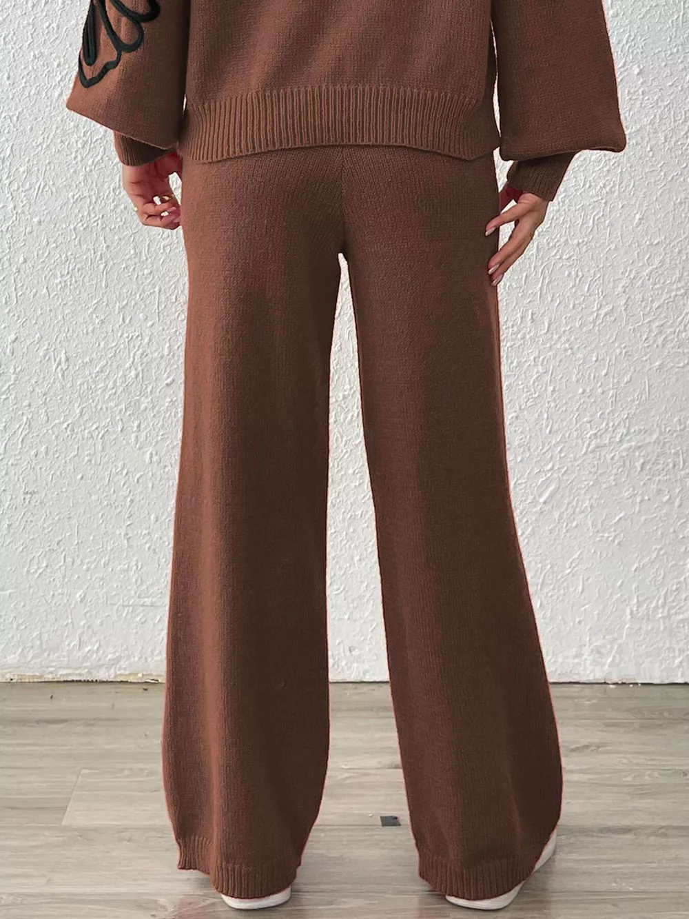 High-Waisted Wide-Leg Sweater Pants with Floral Beaded Decor, image 7