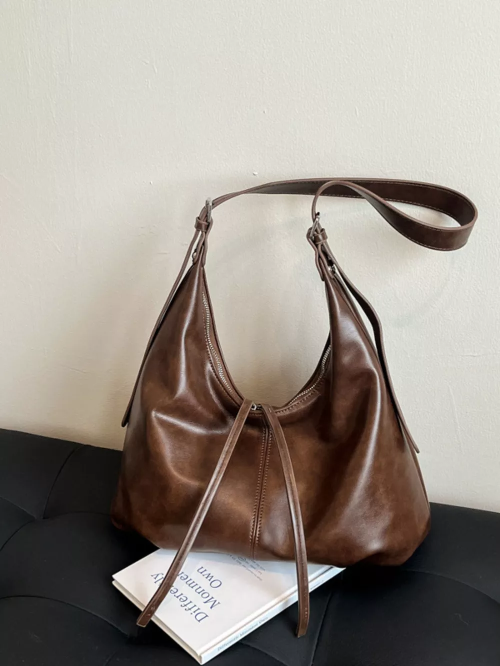 Vintage Style Leather Shoulder Bag, image 8
