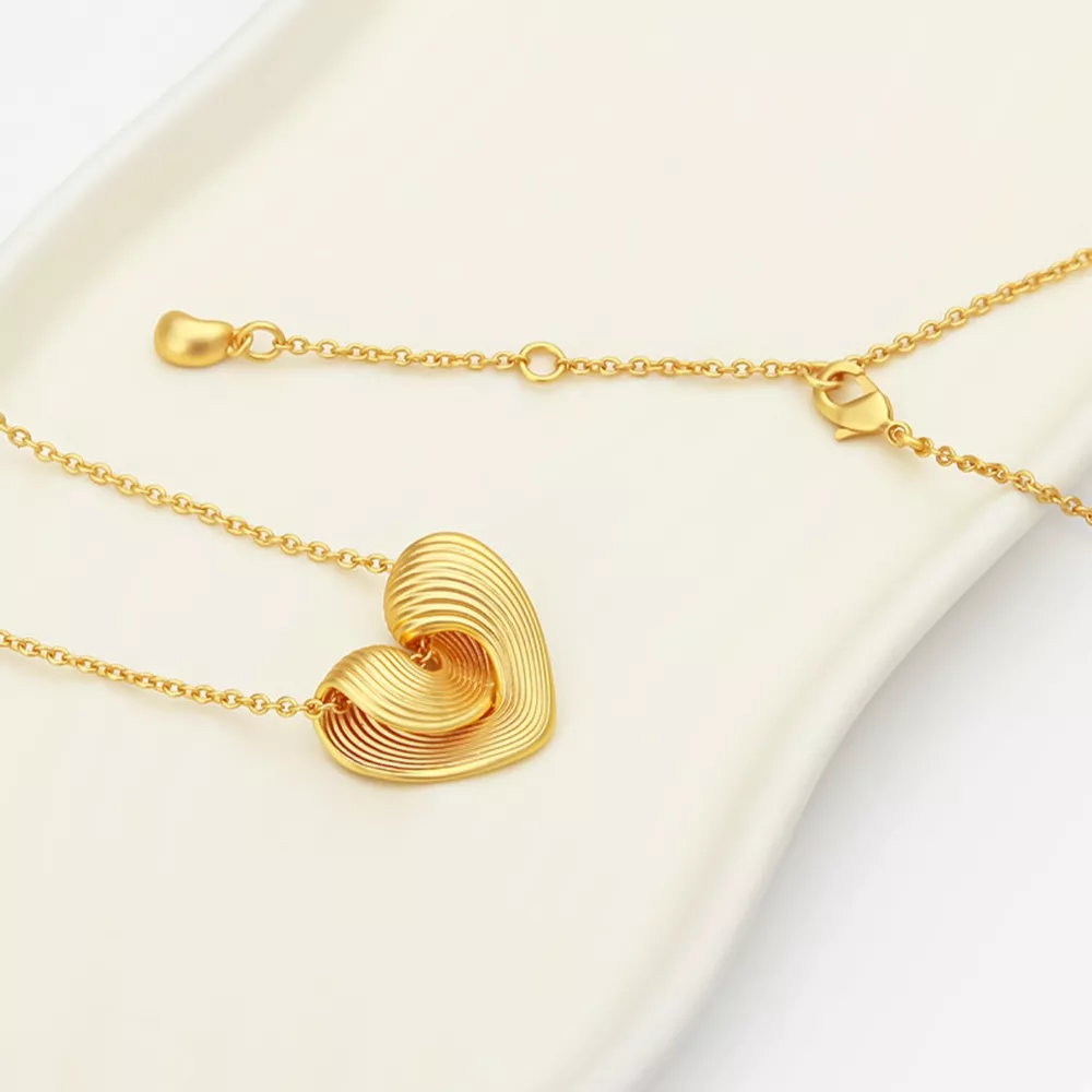 18K Gold-Plated Heart Pendant Necklace, image 5