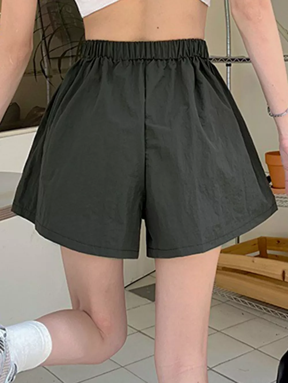 High Waist Cargo Shorts with Pockets, image 4