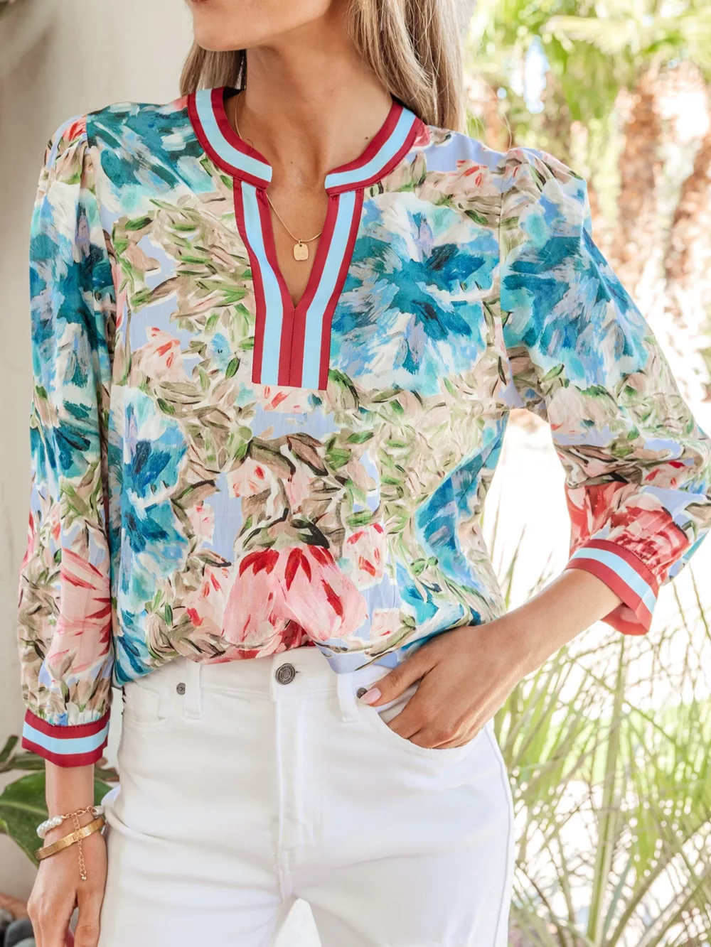 Contrast Trim V Neck Cuffed Bracelet Sleeve Floral Blouse, image 2