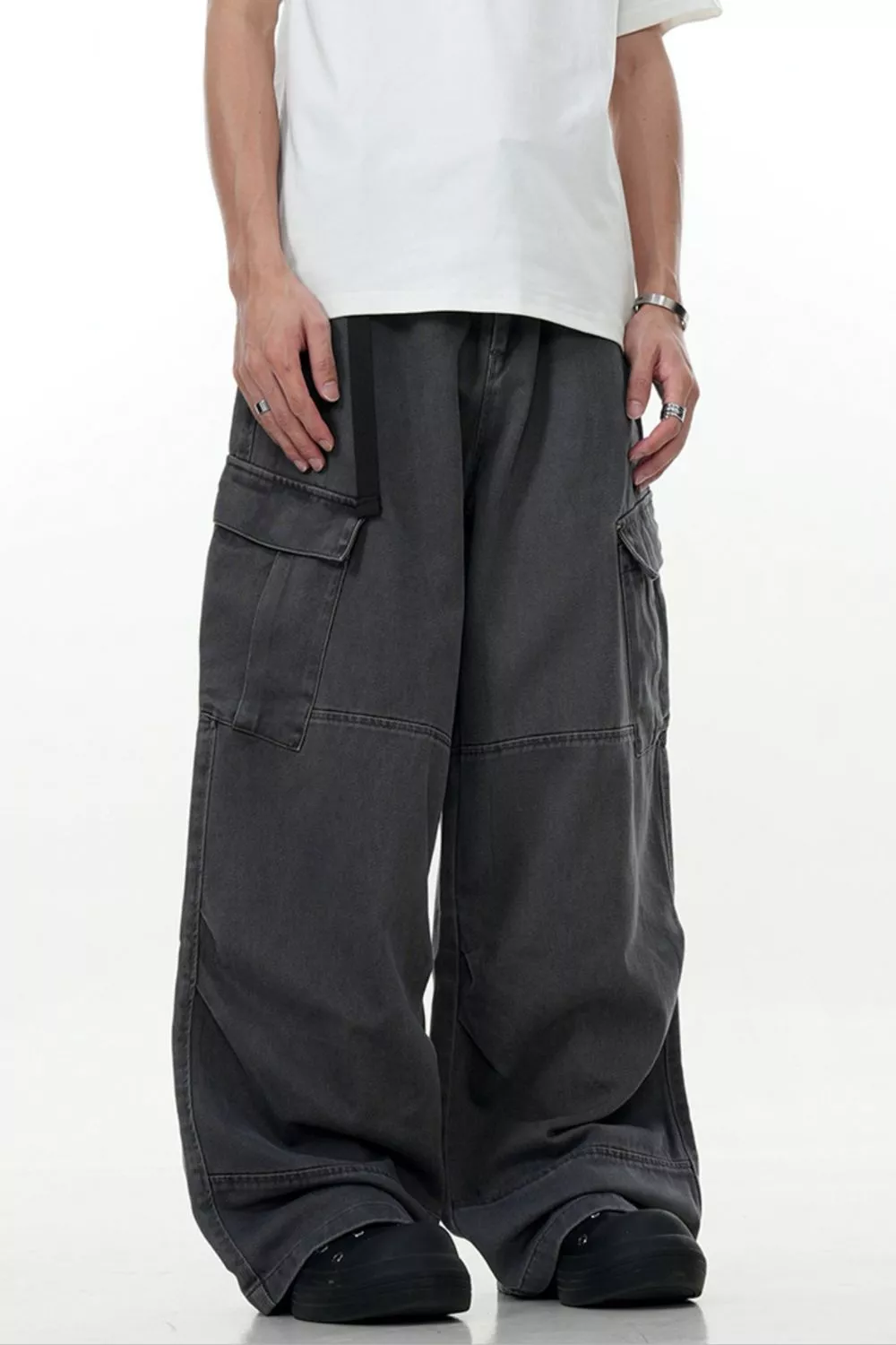 Men's Loose Fit Cargo Pants, image 2