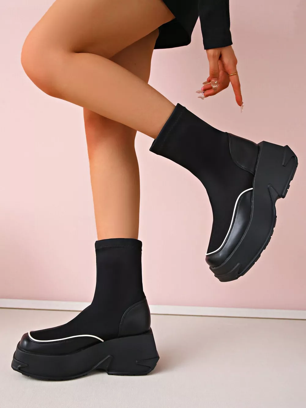 Round Toe Platform Boots, image 2