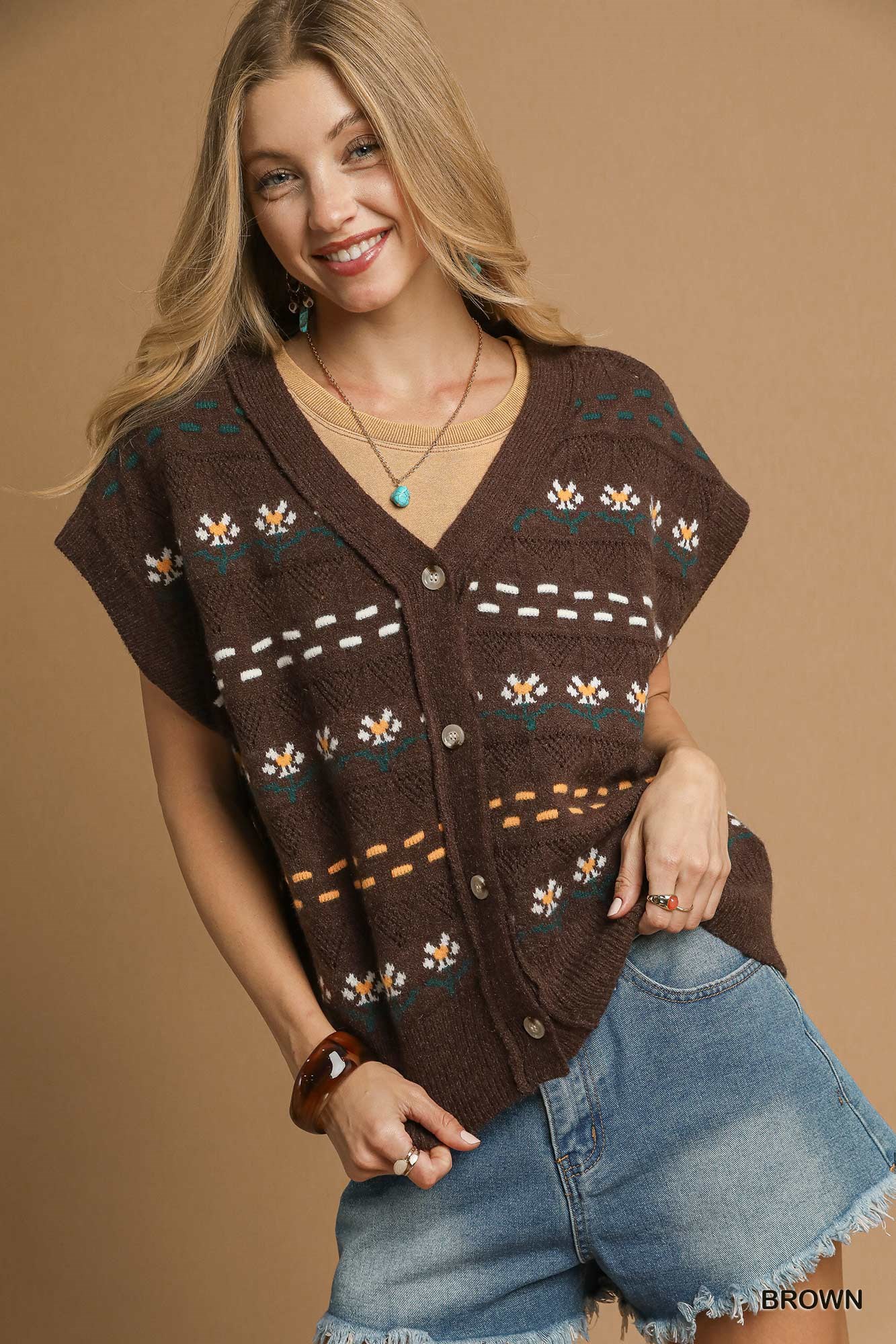 Button-Down Knit Vest with Floral Pattern