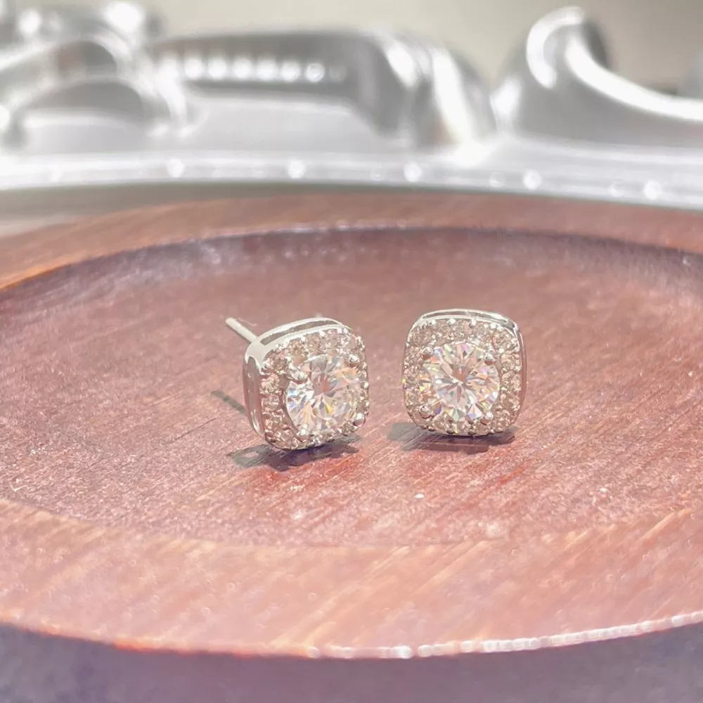 1 Carat Moissanite 925 Sterling Silver Stud Earrings, image 5