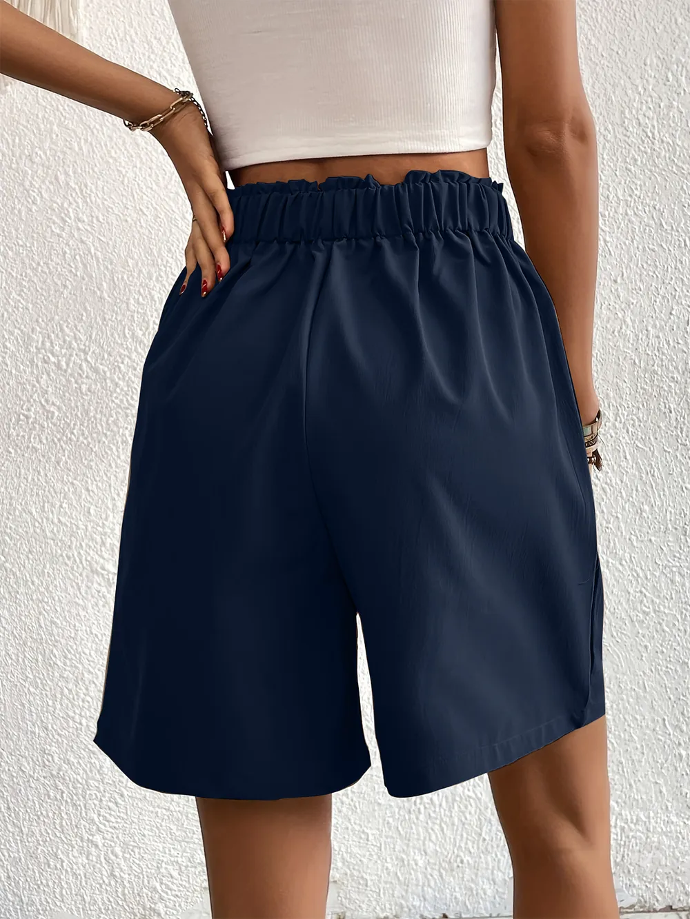 Pocketed Half Elastic Waist Shorts, image 29