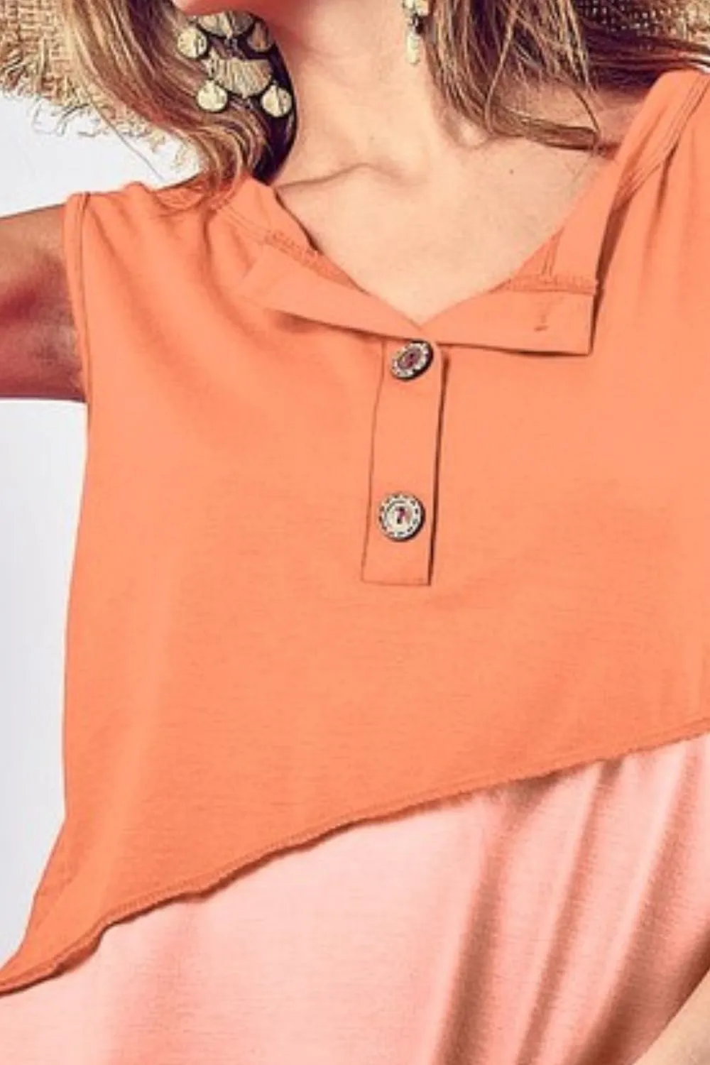 Color Block Contrast Stitching Buttoned Henley Top, image 3
