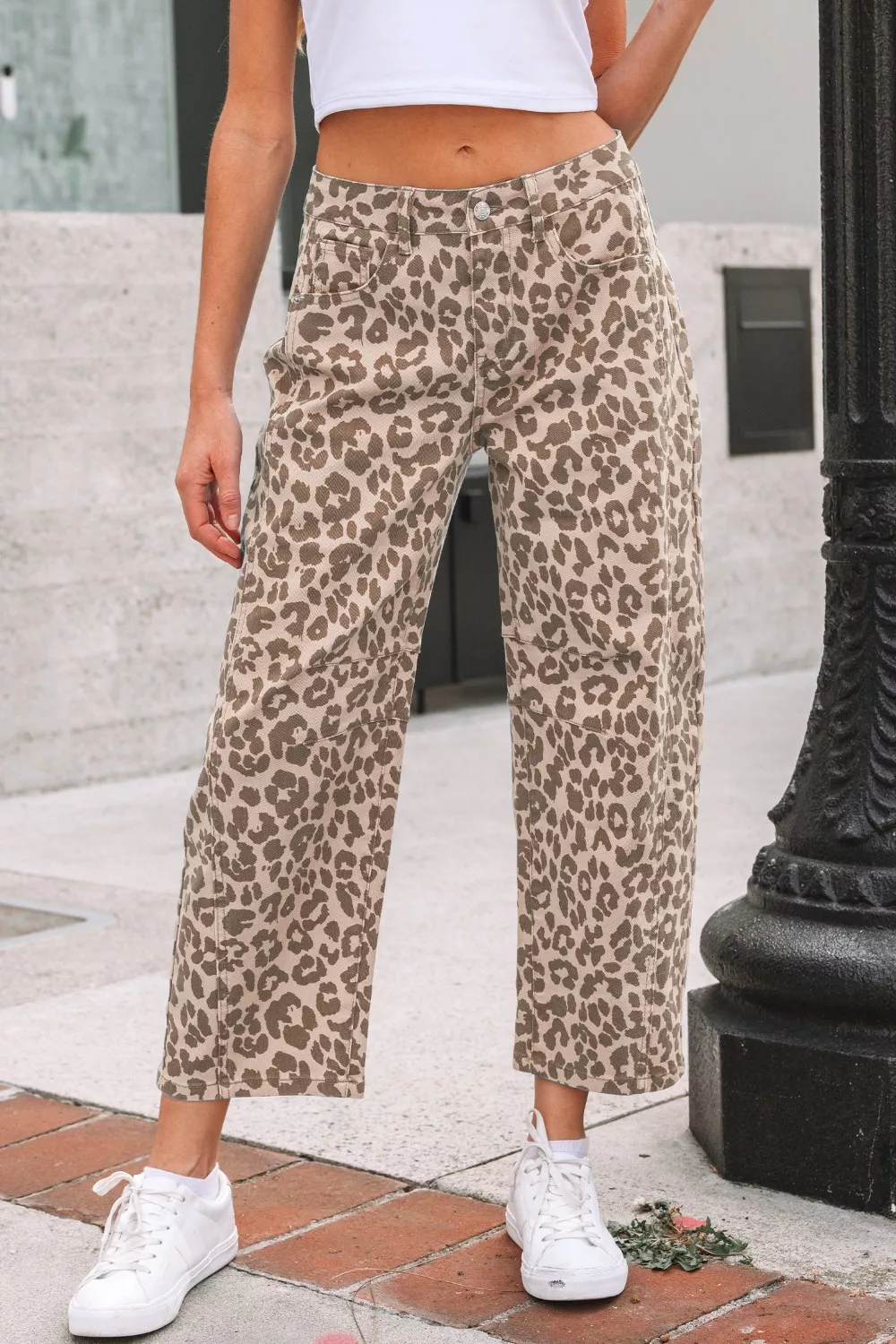 Leopard Print High-Waisted Cropped Jeans, image 7