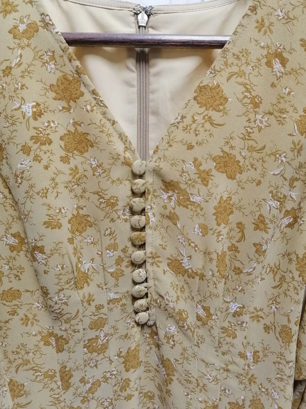 Vintage Floral Print V-Neck Long Sleeve Button-Down Midi Dress, image 8