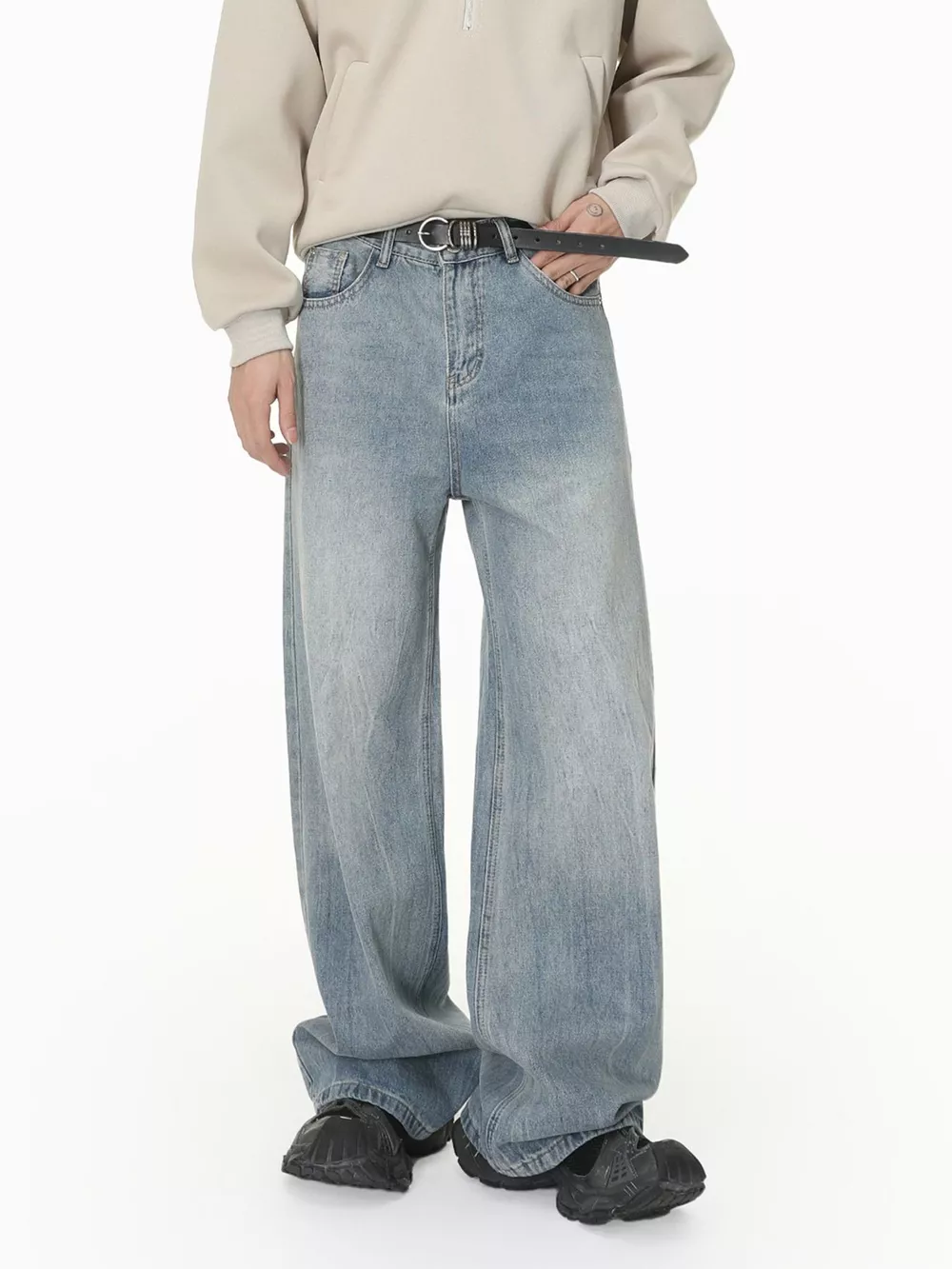 Men's Loose Fit Washed Jeans