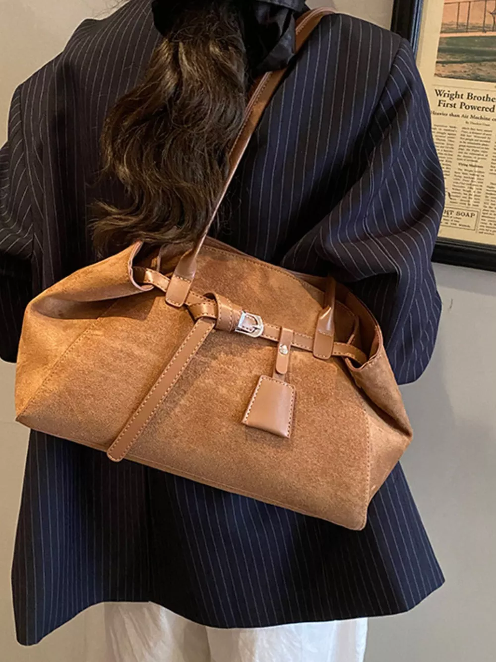 Buckle Detail Shoulder Bag, image 6