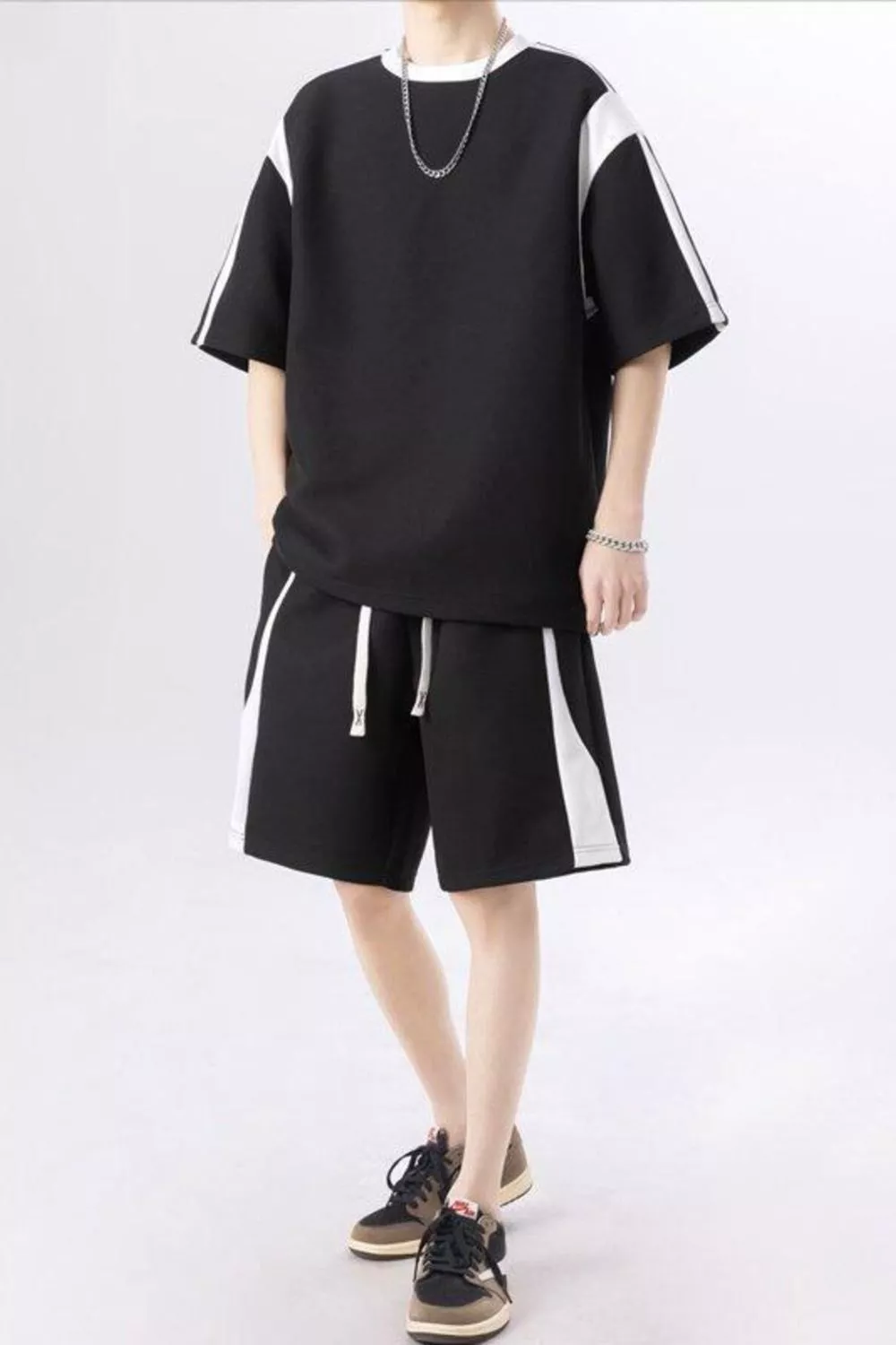 Men's Plus Size Contrast Round Neck Top and Shorts Set