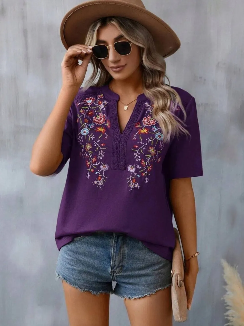 Embroidered Notched Short Sleeve T-Shirt, image 18