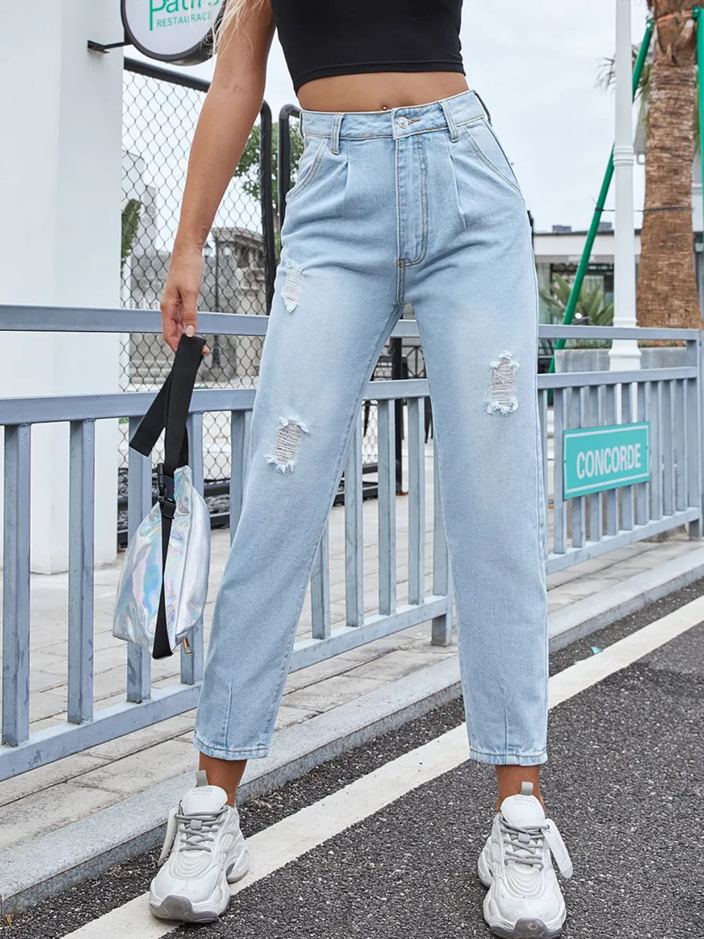 Distressed Straight Jeans with Pockets, image 4