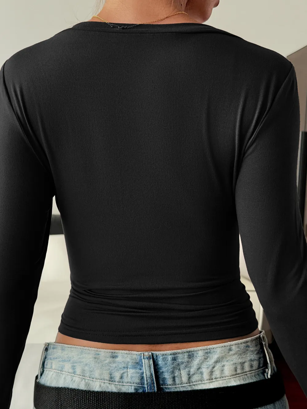 V-Neck Long Sleeve Fitted T-Shirt, image 9