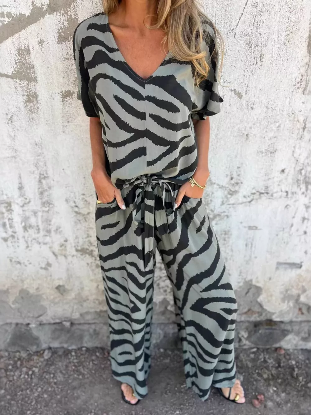 Zebra Print V-Neck Top and Pants Set, image 2