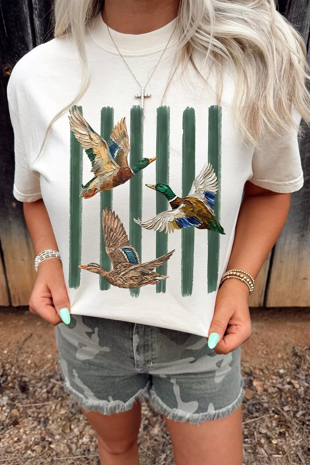 Western Mallard Stripes Graphic Round Neck Casual Tee, image 2