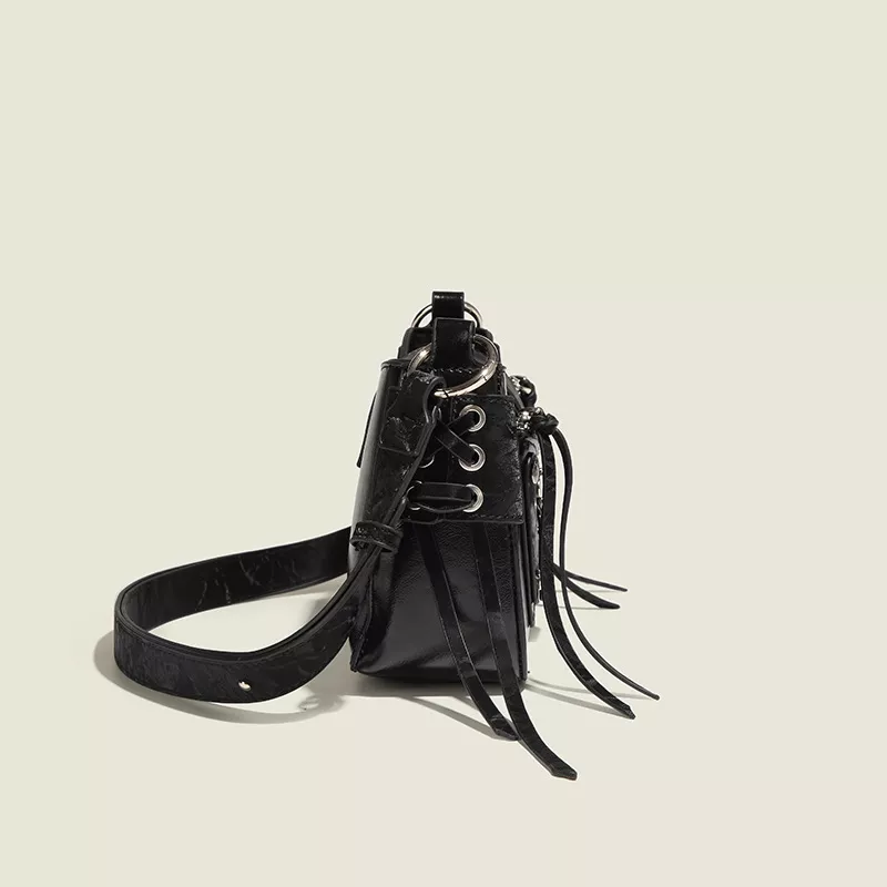 Butterfly Decor Flap Crossbody Bag, image 3