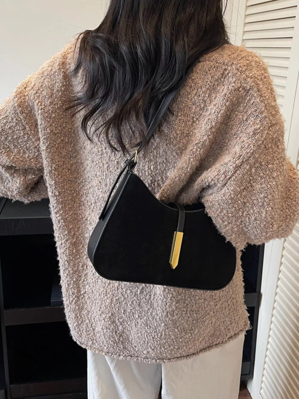 Adjustable Strap Shoulder Bag, image 3