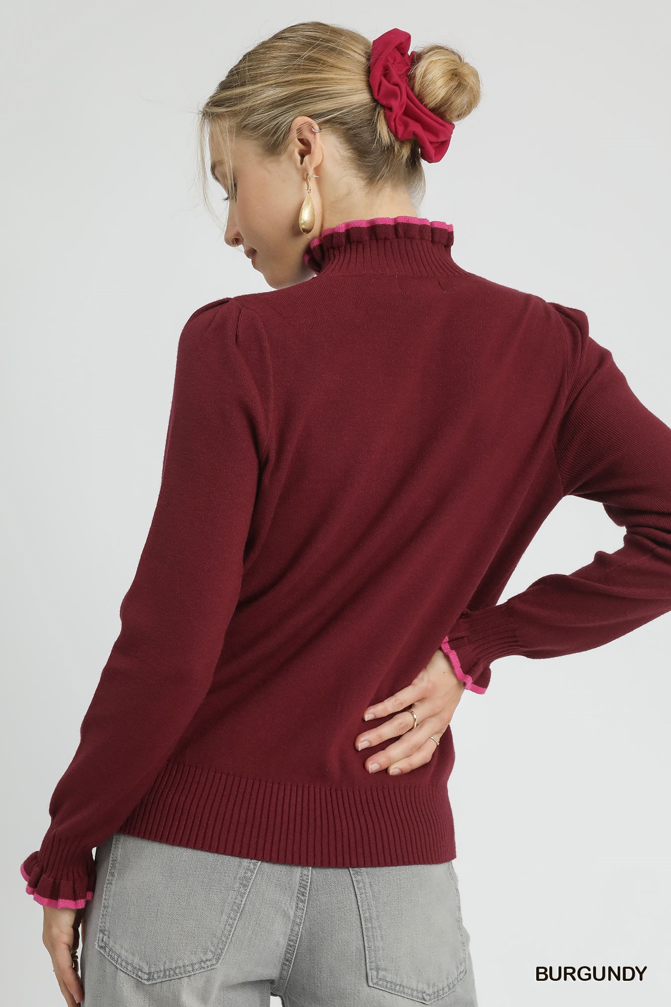 Ribbed Round Neck Sweater with Ruffle Contrast Trim, image 3