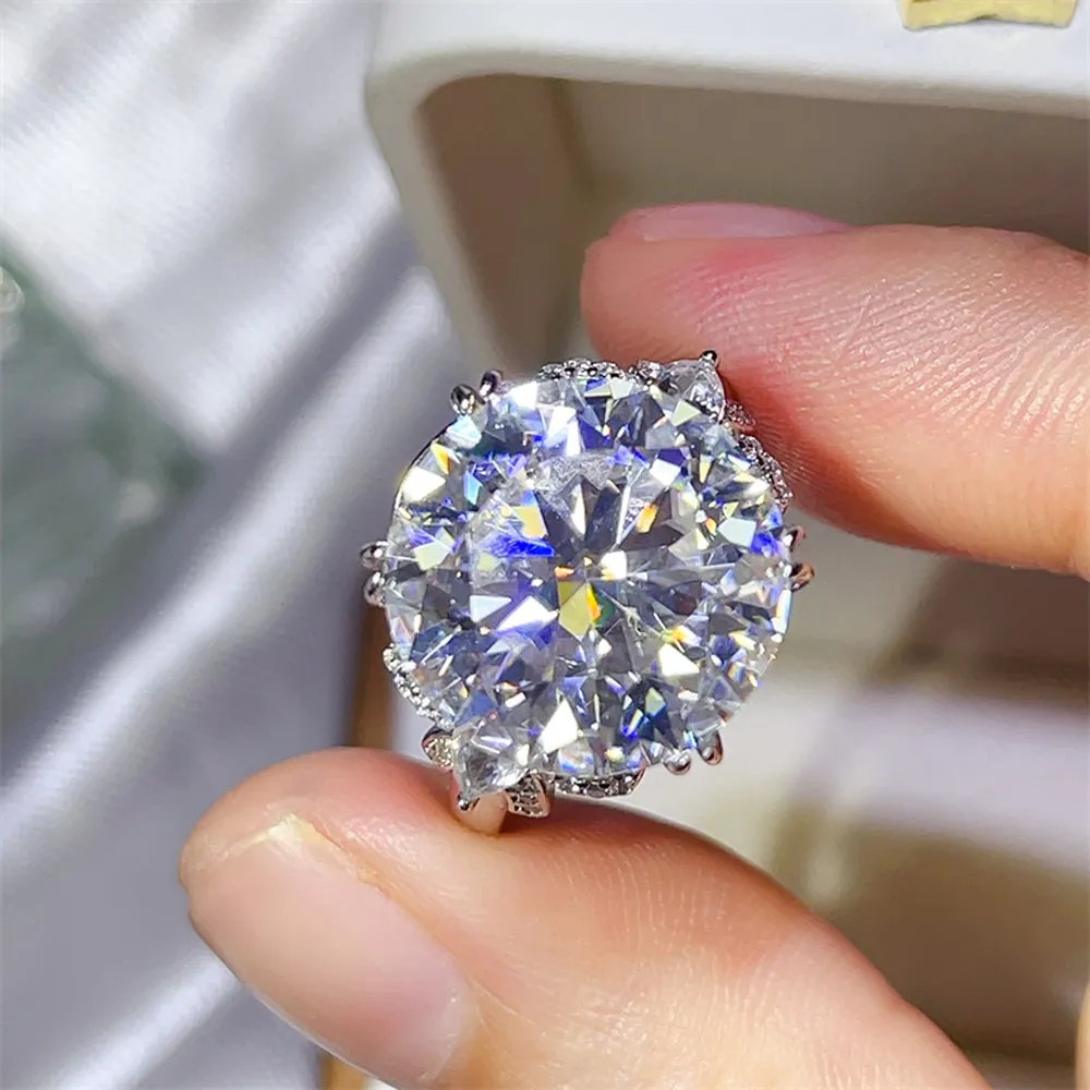 10 Carat Moissanite 925 Sterling Silver Ring, image 6