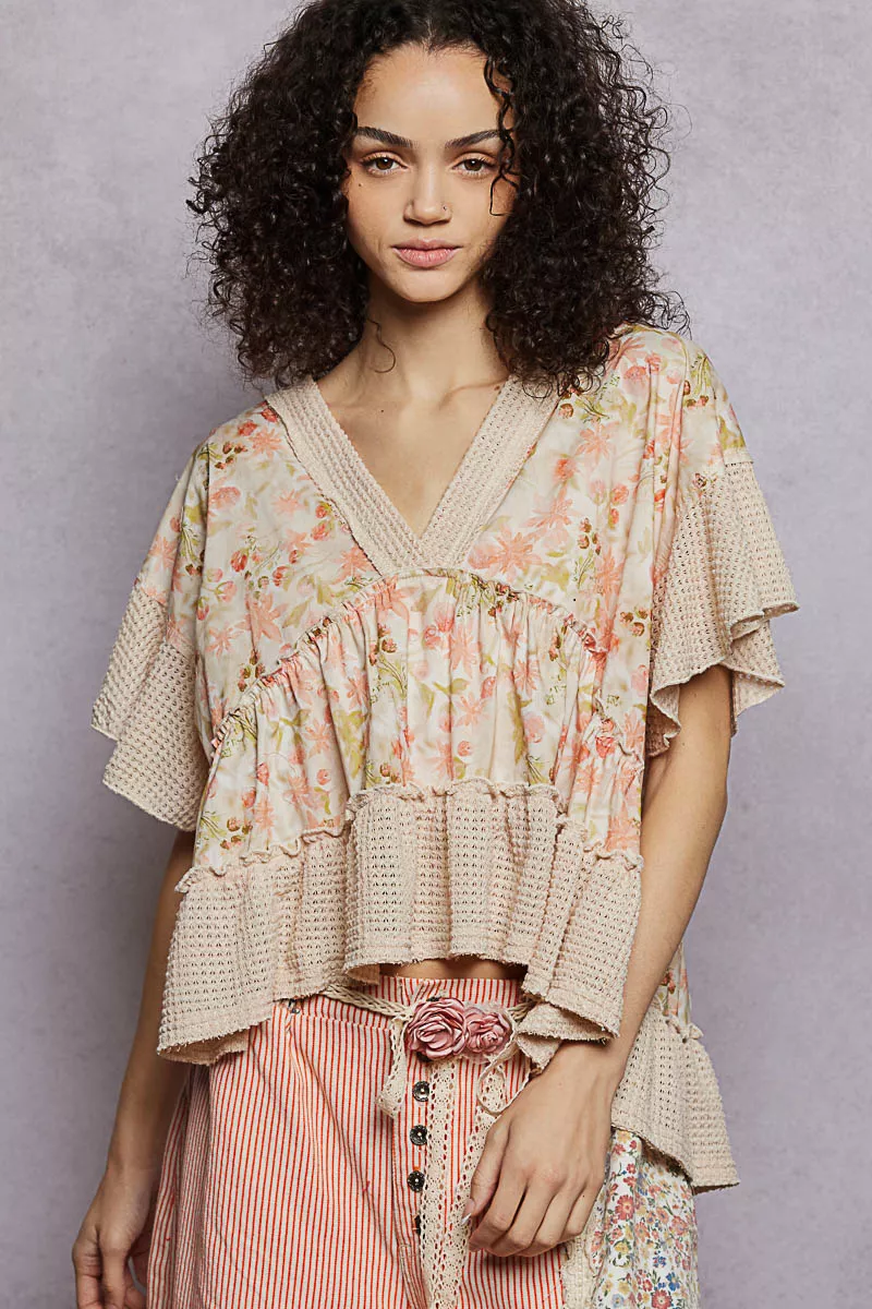 Floral Print V-Neck Woven Blouse with Gentle Gathers, image 6
